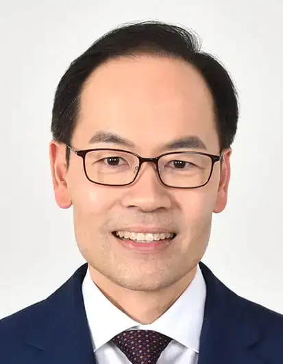Dr. Gerald Tan Yau Min