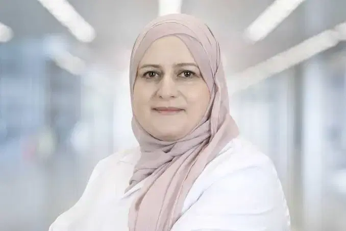 Dr. Mirna Hafez